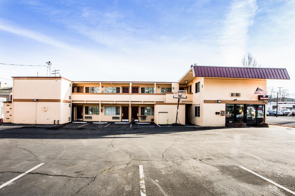 Budget Inn Of America Medford Eksteriør bilde